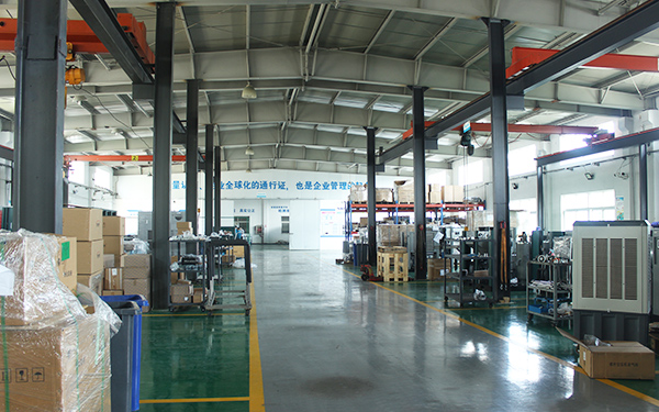 專注于節(jié)能的空壓機(jī)——德蒙二級變頻空壓機(jī) 專注于節(jié)能的空壓機(jī)——德蒙二級變頻空壓機(jī)